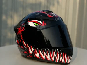 Мотошолом QIKE 111 Red Venom з тонованим візором