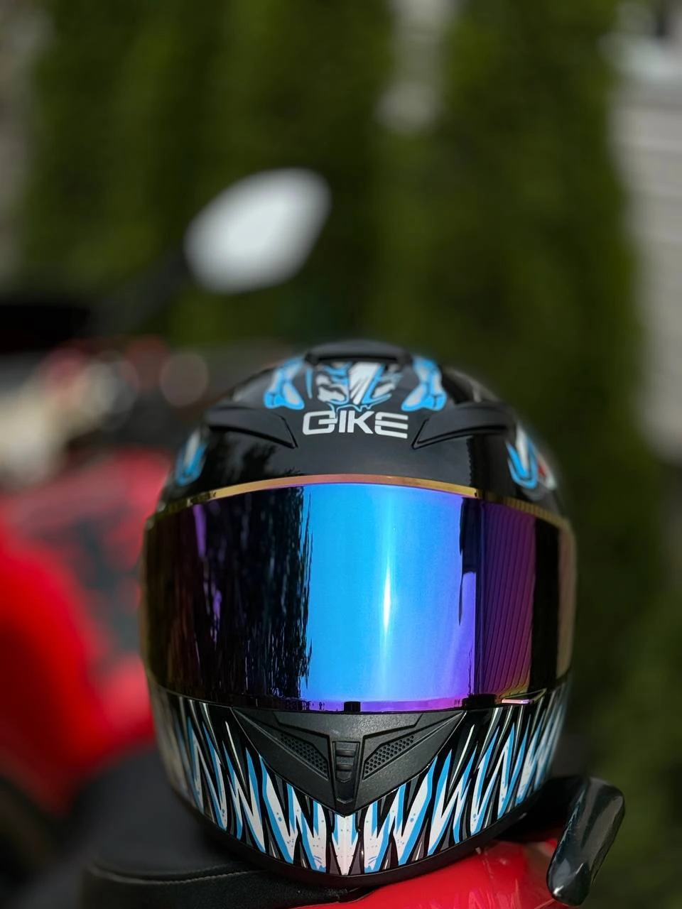 Мотошолом QIKE QK111 Blue Venom вид спереду